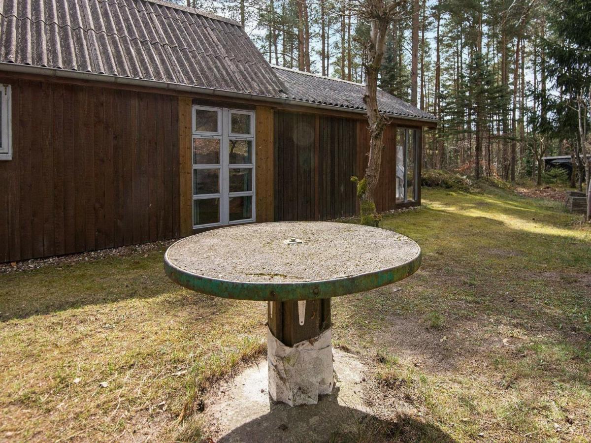 7 Person Holiday Home In Kolind Bilik gambar